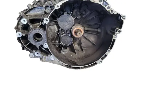 Manual 6 speed gearbox