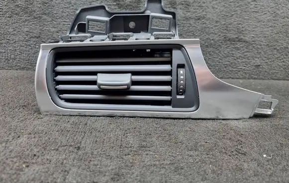 Audi A6 C7 Dashboard side air vent grill/cover trim 4G1820901C