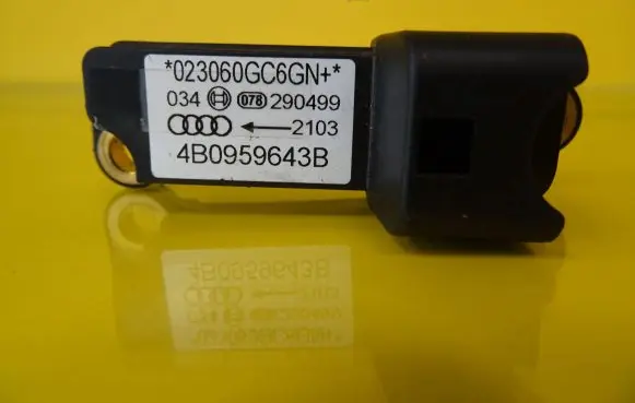 Audi A6 S6 C6 4F Airbag deployment crash/impact sensor 4B0959643B