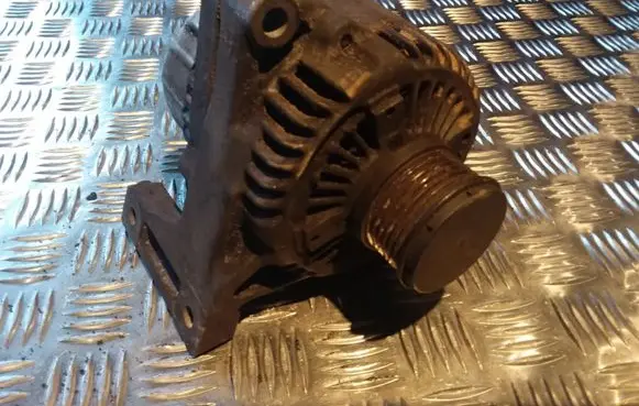Volvo S40, V40 Generator/alternator 9472908 TN1022110500
