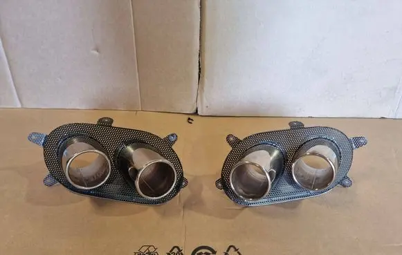 Ferrari Roma Rear muffler/silencer tail pipe 87410 877408