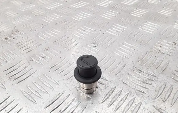 Hyundai Sonata Cigarette lighter 