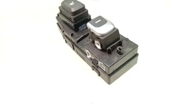 KIA Sportage Electric window control switch 93590F1020