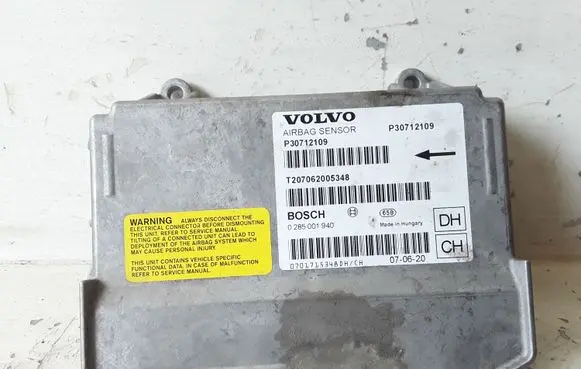 Volvo V70 Airbag control unit/module P30712109 0285001940