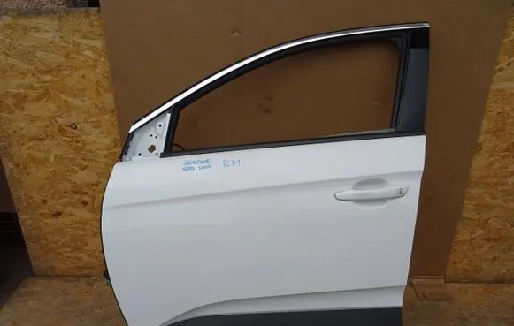 Opel Grandland X Front door