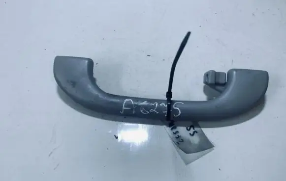 Rear interior roof grab handle
