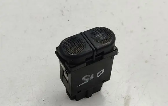 Ford Galaxy Windscreen/window heater switch 7M0959621