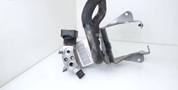 Mercedes-Benz EQC Other engine bay part A2938300601 A2938309400