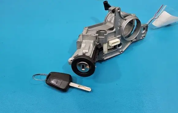 Opel Astra H Ignition lock IMPRK1582553