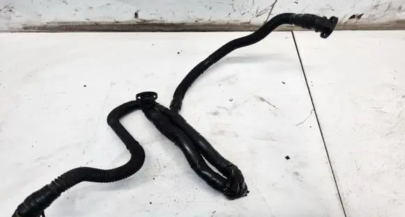 Audi A6 S6 C6 4F Breather hose/pipe 