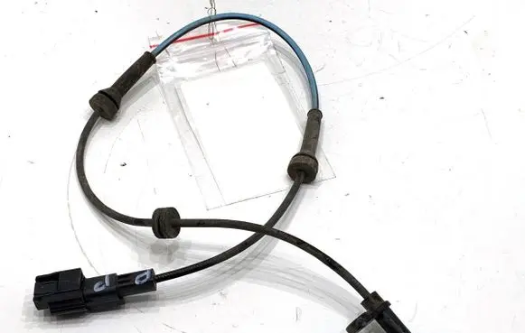 Nissan Qashqai J12 ABS wheel speed sensor 