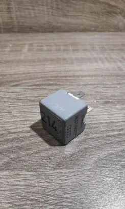 Audi A4 S4 B5 8D Other relay 443951253K