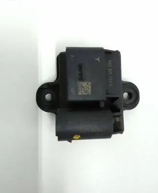 Mercedes-Benz E W212 Glow plug pre-heat relay A6519005502