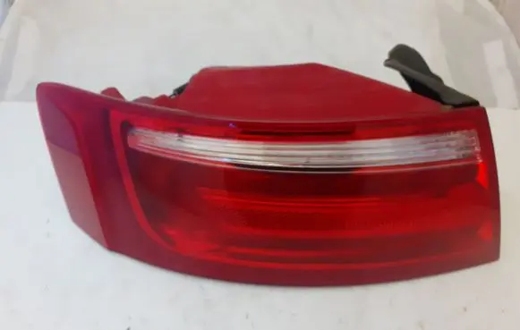 Audi A5 8T 8F Rear/tail lights AU484 8T0945095