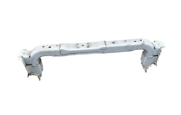 Chrysler Town & Country V Front bumper cross member