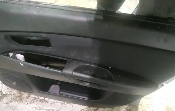 Mazda 3 I Front door card panel trim 