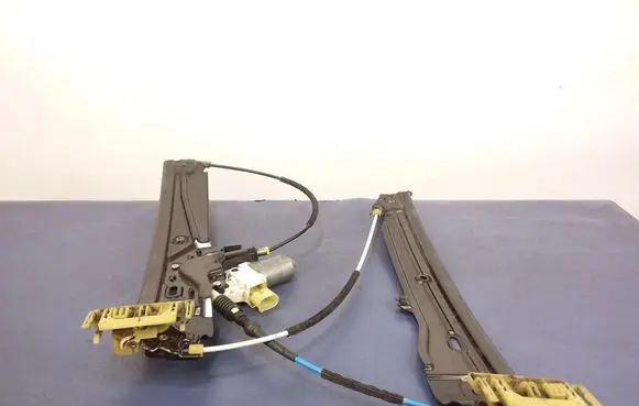 BMW 5 F10 F11 Front door window regulator with motor 7182131