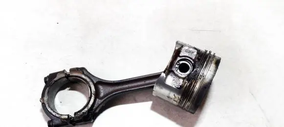 Renault Laguna I Piston with connecting rod