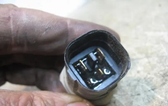 Coolant temperature sensor