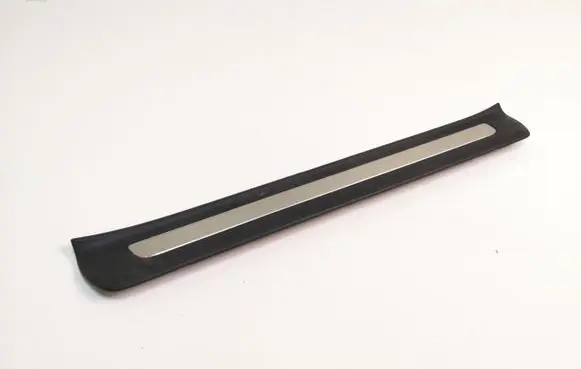 KIA Sportage Front sill trim cover 85884F1500