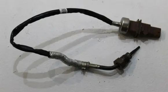 Volkswagen PASSAT B8 Exhaust gas temperature sensor 04L919529D