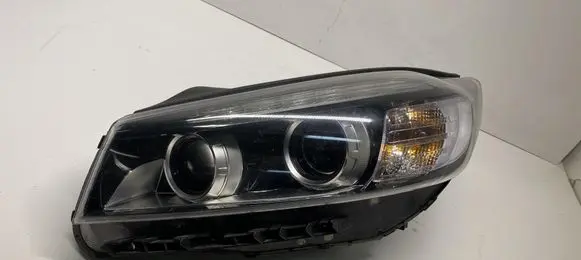 KIA Sorento Headlight/headlamp 92101C5200