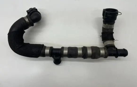 Audi A6 S6 C6 4F Engine coolant pipe/hose