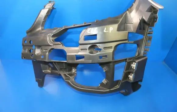 Mercedes-Benz CLC CL203 Front bumper mounting bracket A2038851765