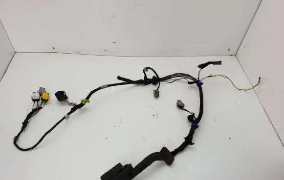 BMW 5 E34 Front door wiring loom 8365702