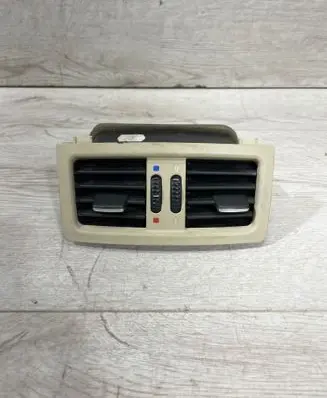 BMW 3 E90 E91 Rear air vent grill 6932023