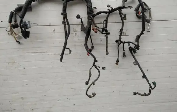 Nissan Pulsar Engine installation wiring loom 240113ZU0B
