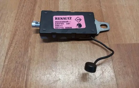 Renault Espace IV Radio antenna 282302569R 55177300606