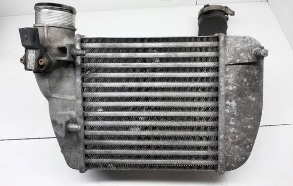 Audi A6 S6 C6 4F Intercooler radiator 4F0145805M