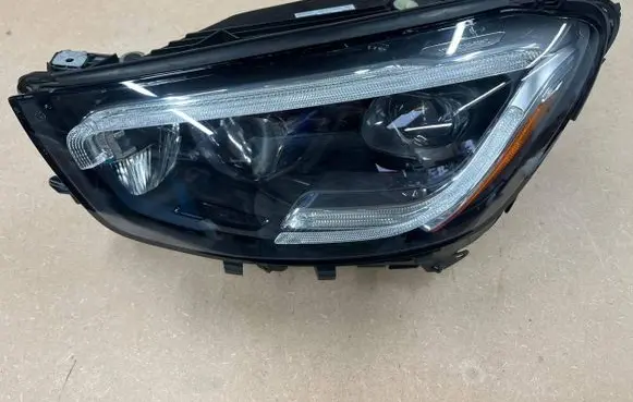 Mercedes-Benz GLC C253 Headlight/headlamp A2539065303 12518205 137900109420