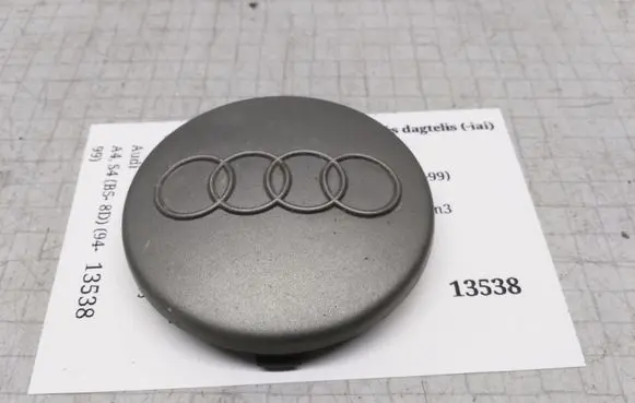 Audi A4 S4 B5 8D Original wheel cap 8D0601170A
