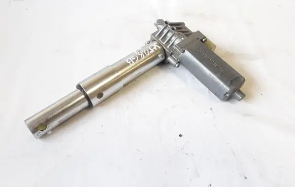 BMW X5 E70 Seat adjustment motor 0390203230