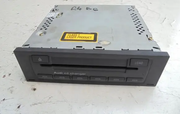 Audi A4 S4 B6 8E 8H CD/DVD changer 8E0035111