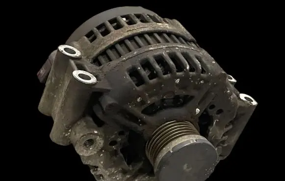 BMW 3 E92 E93 Generator/alternator 7551256 0121715012