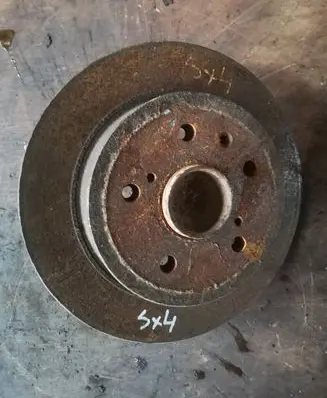 Suzuki SX4 Rear wheel hub