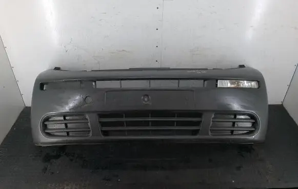 Opel Vivaro Front bumper CZARNY