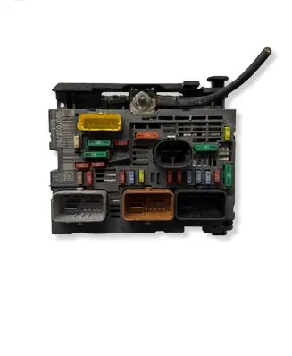 Citroen Berlingo BSM Control unit 9807028780