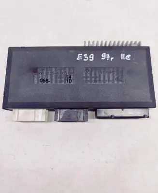 BMW 5 E39 Comfort/convenience module 61358364696 8364696