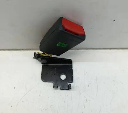 Hyundai i40 Rear seatbelt buckle 