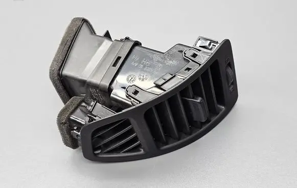 KIA Venga Dash center air vent grill