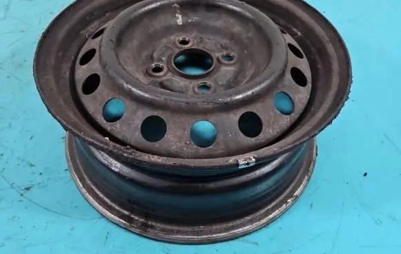 Toyota Corolla E120 E130 R15 steel rim IMPRK1359998