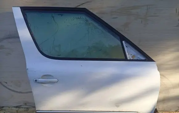 Skoda Yeti (5L) Front door