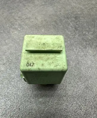 BMW 3 E90 E91 Other relay V23134K59X312 6136 8373700