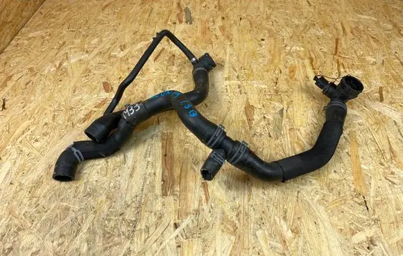 Volkswagen Golf VII Engine coolant pipe/hose 5Q0121049CL
