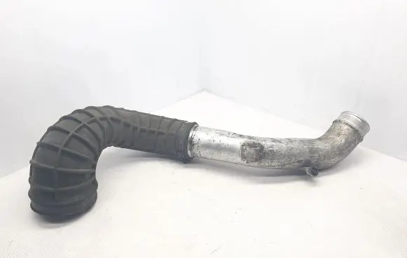 Volvo V70 Intercooler hose/pipe 08634143