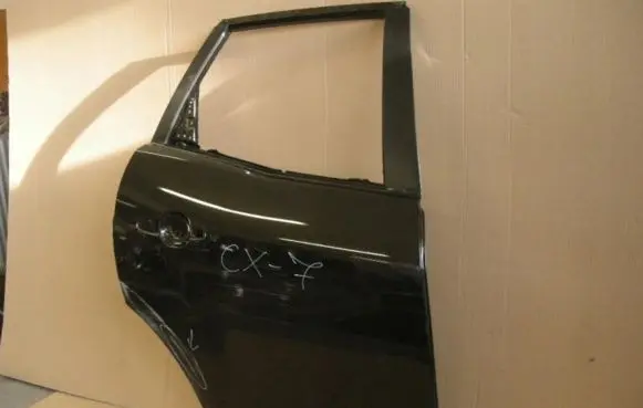 Mazda CX-7 Rear door
